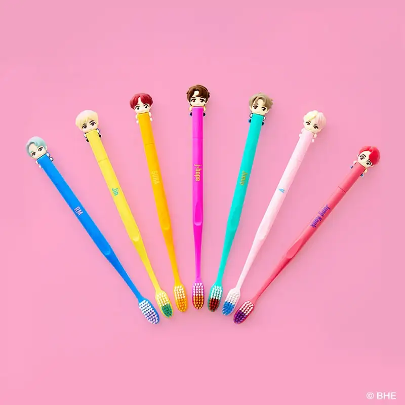 BTS - TinyTan - BTS Character Figure Toothbrush Set