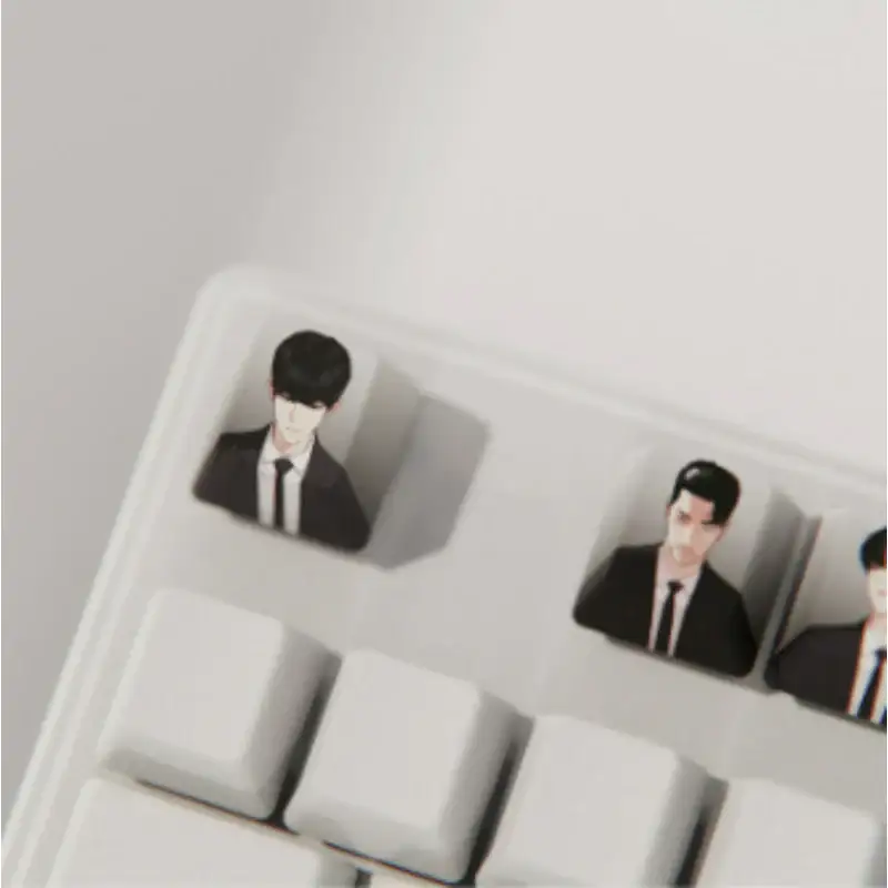 Lookism - Suit Keycap - Image 3