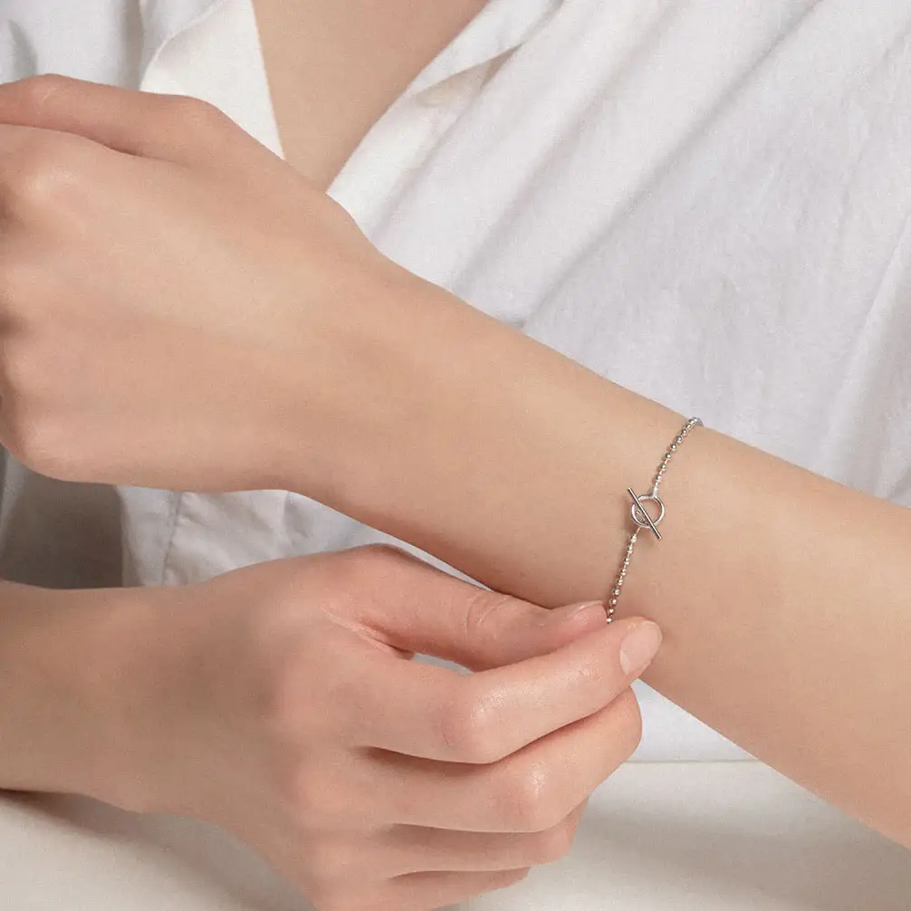 OST - Basic Ball Toggle Bar Bracelet - Image 3