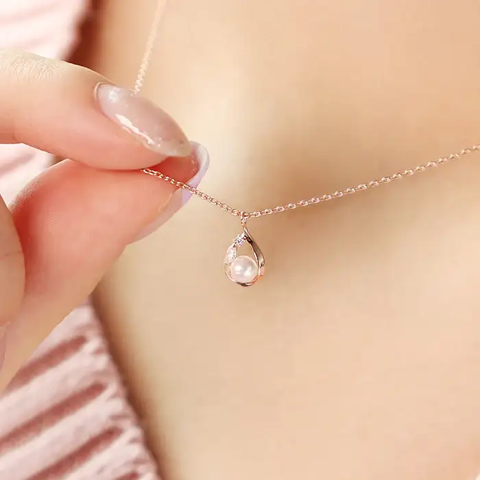 OST - Shining Pearl Rose Gold Necklace in Water Drops - Image 3