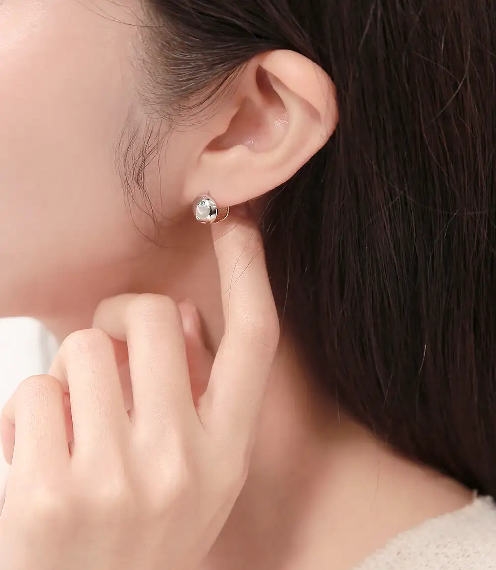 OST - Volume Double Sided Mini Round One Touch Silver Earrings - Image 3