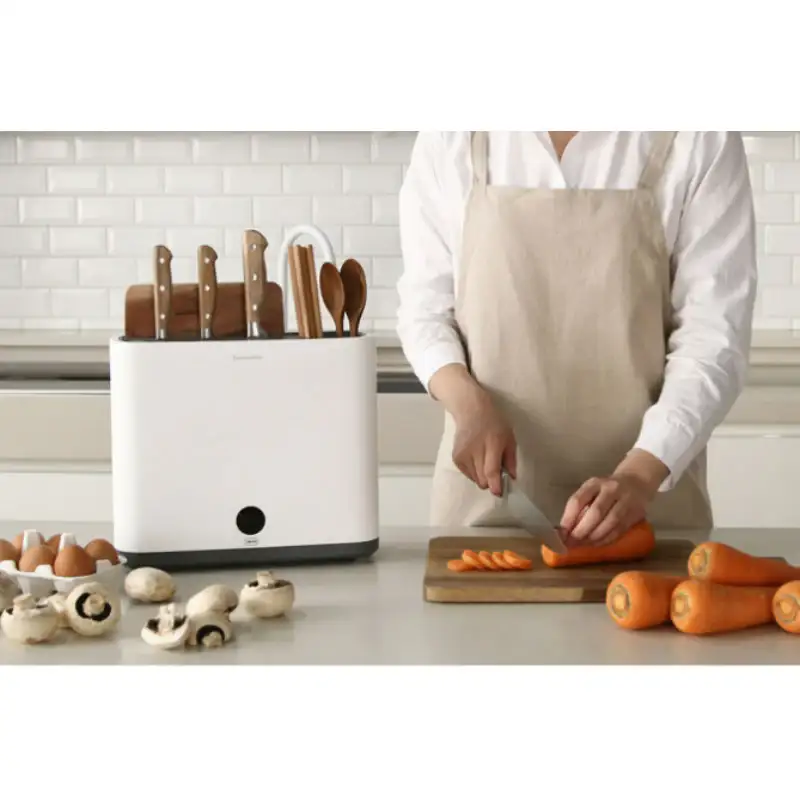 Wadiz x LACUZIN - Knife Holder UV Sterilizer & Dry - Image 2
