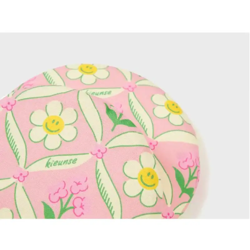 Wiggle Wiggle X Kieunse - Kitchen Gloves & Apron Set - Image 13